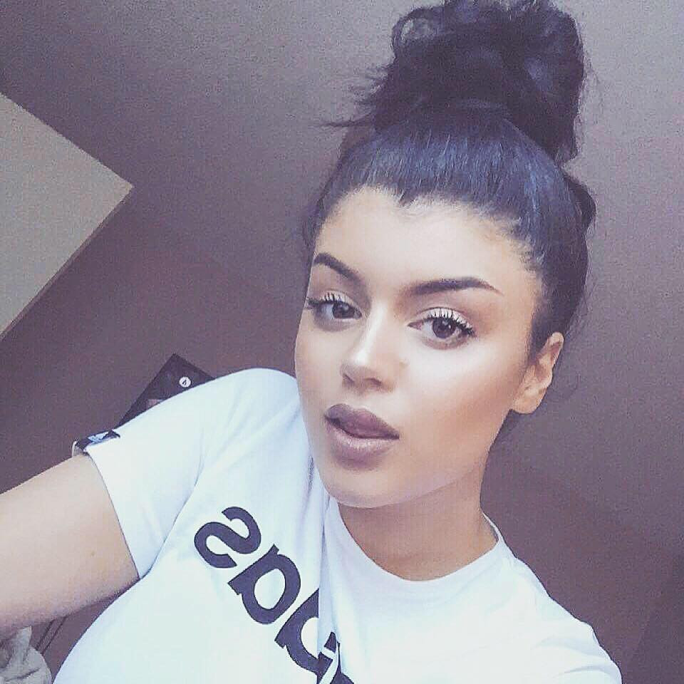 Met mijzelf spelen of help je me?